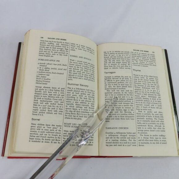 How to Eat Better for Less Money by James Beard and Sam Aaron HB 1970 Cookbook - Picture 9 of 10